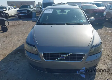 2005 Volvo S40 2.4I из США, поврежденный, VIN YV1MS382852075408